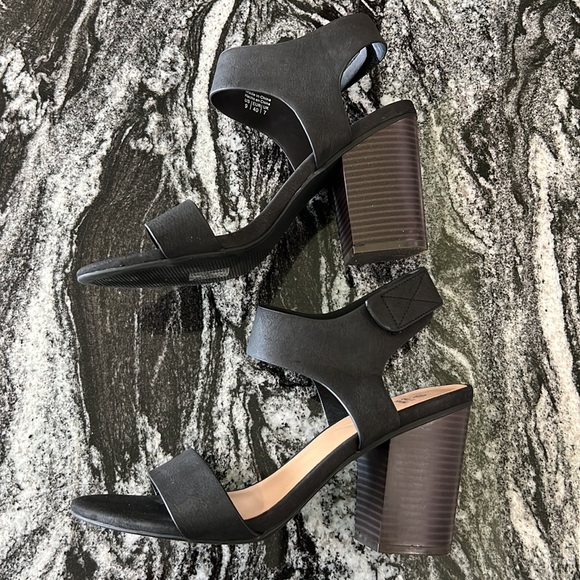 Call it Spring Vegan Leather Heel - Picture 5 of 8